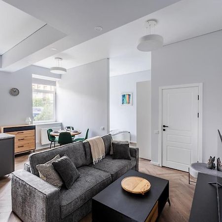 Modern Flat In Old Town Kaunas - Free Parking & Self Check-In מראה חיצוני תמונה